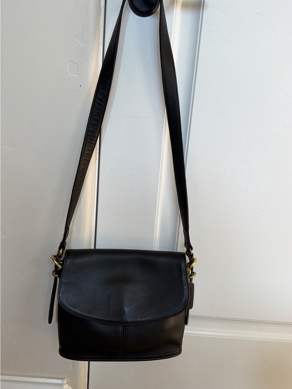 Vintage Black Leather Equestrian Large Flap Crossbody Purse